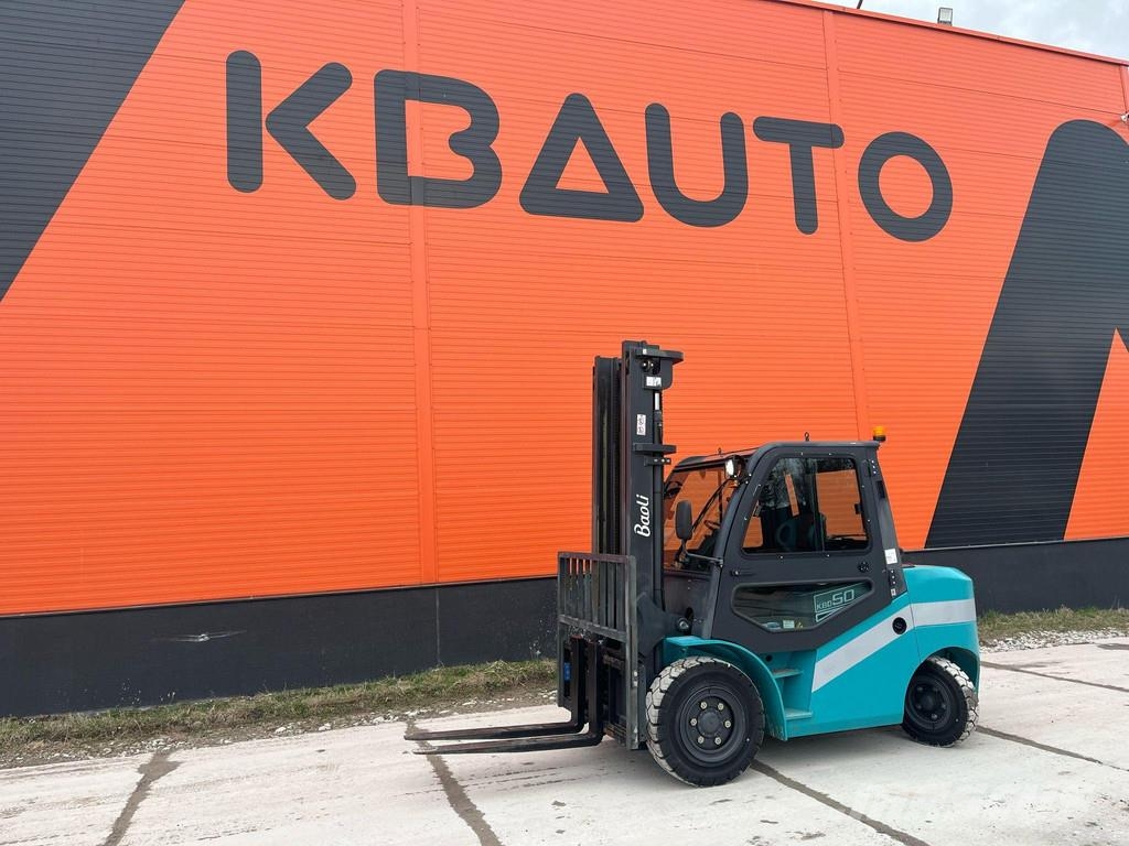 Baoli KBD 50 Rated capacity: 5000 kg / Lifting height: 4 柴油卡車