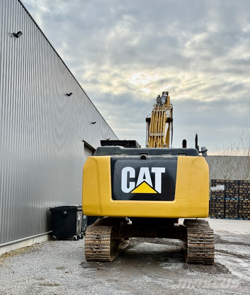 CAT 329 E Roomikekskavaatorid
