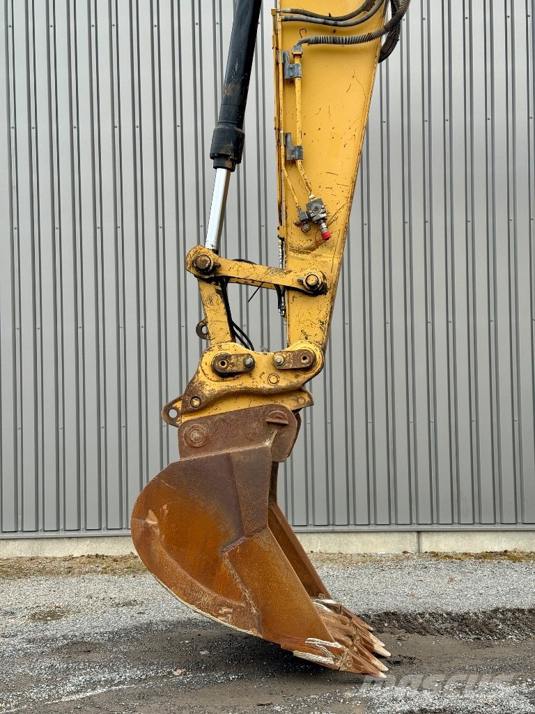 CAT 329 E Roomikekskavaatorid