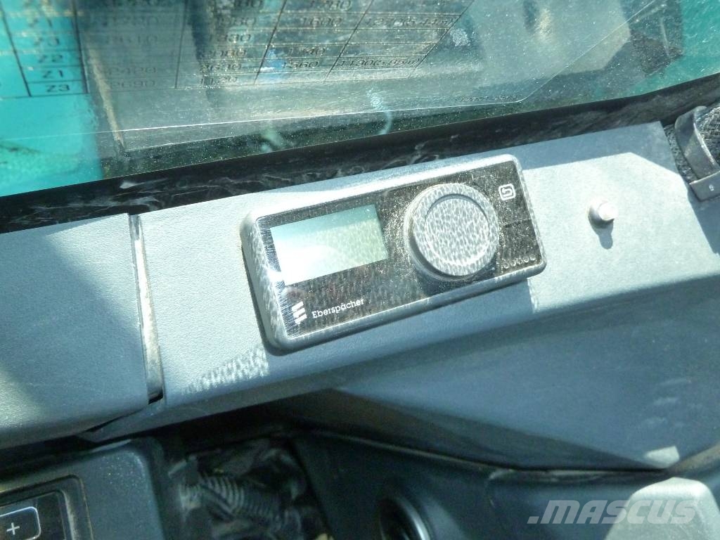 Kobelco SK75SR-7 / 1.600 tinm. Excavatoare 7t - 12t