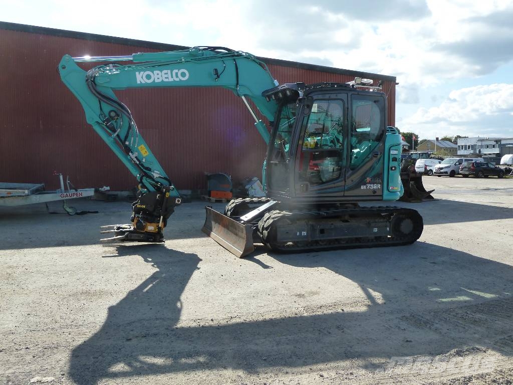 Kobelco SK75SR-7 / 1.600 tinm. Excavatoare 7t - 12t