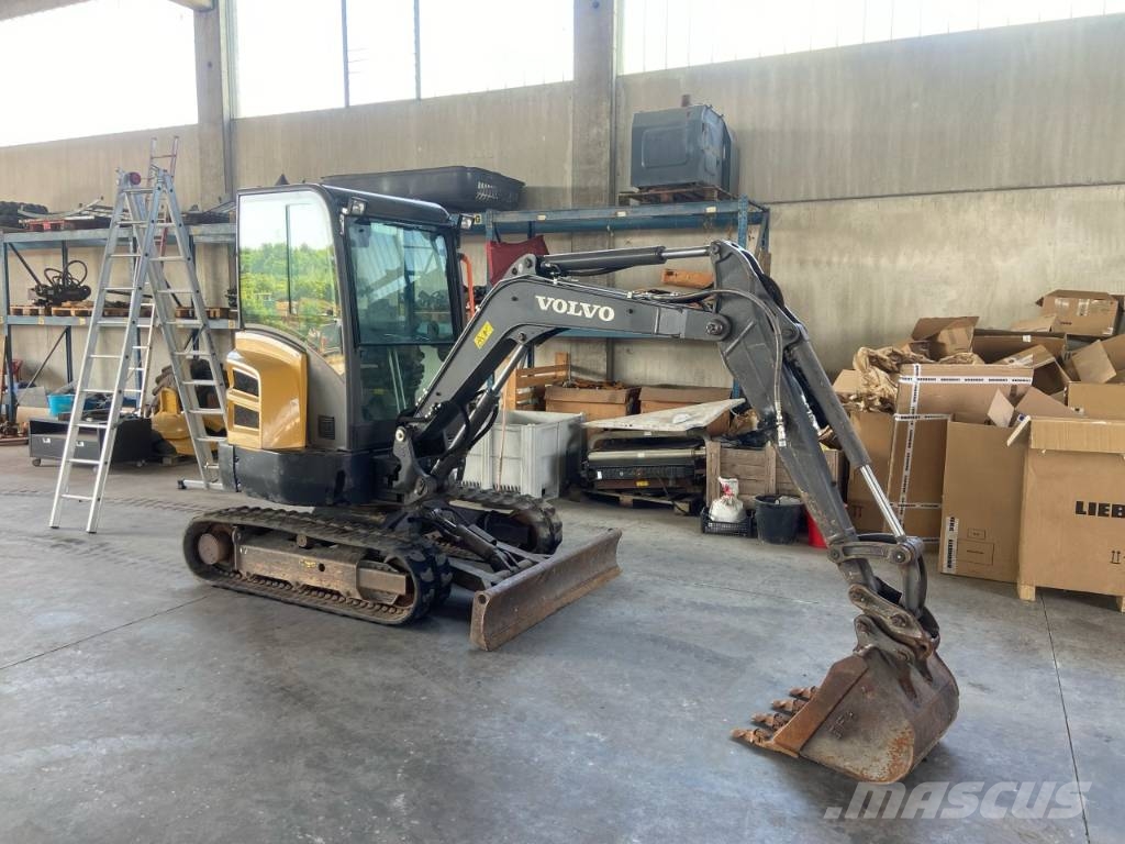 Volvo EC 27 D Mini kotrók < 7t