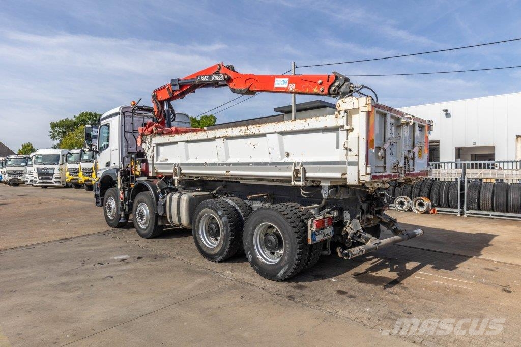 Mercedes-Benz AROCS 3243 BB+BIBENNE+ BAE HYDR+FASSI 16T/m+2EXT Camion benne