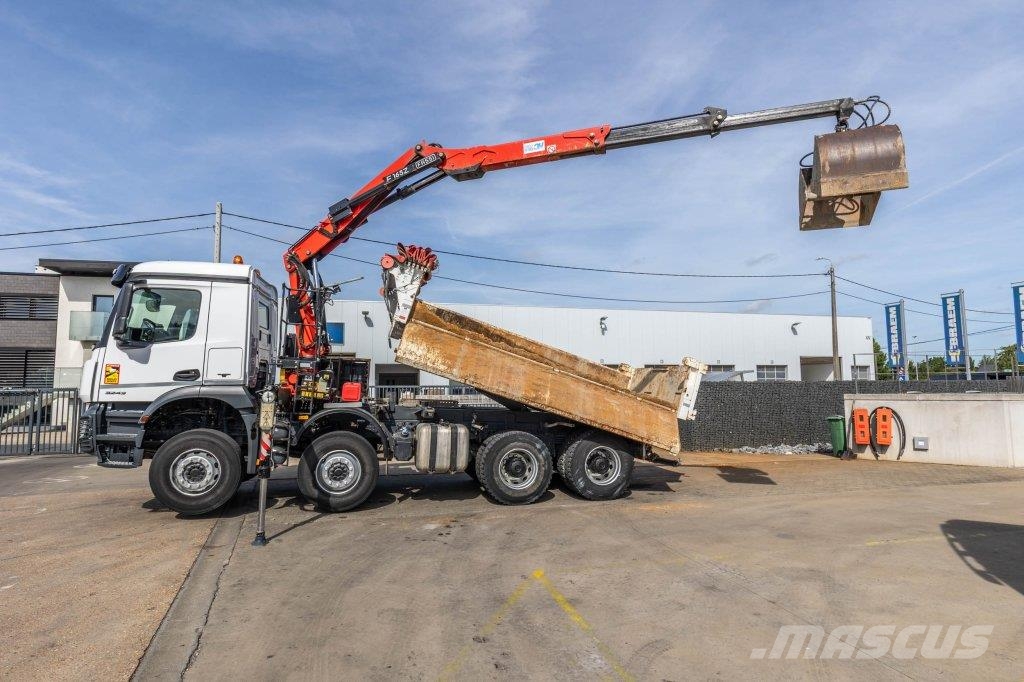 Mercedes-Benz AROCS 3243 BB+BIBENNE+ BAE HYDR+FASSI 16T/m+2EXT Camion benne