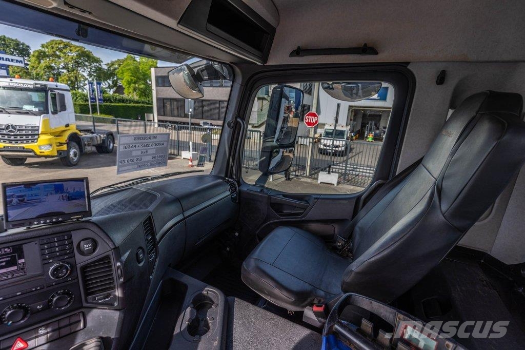 Mercedes-Benz AROCS 3243 BB+BIBENNE+ BAE HYDR+FASSI 16T/m+2EXT Camion benne