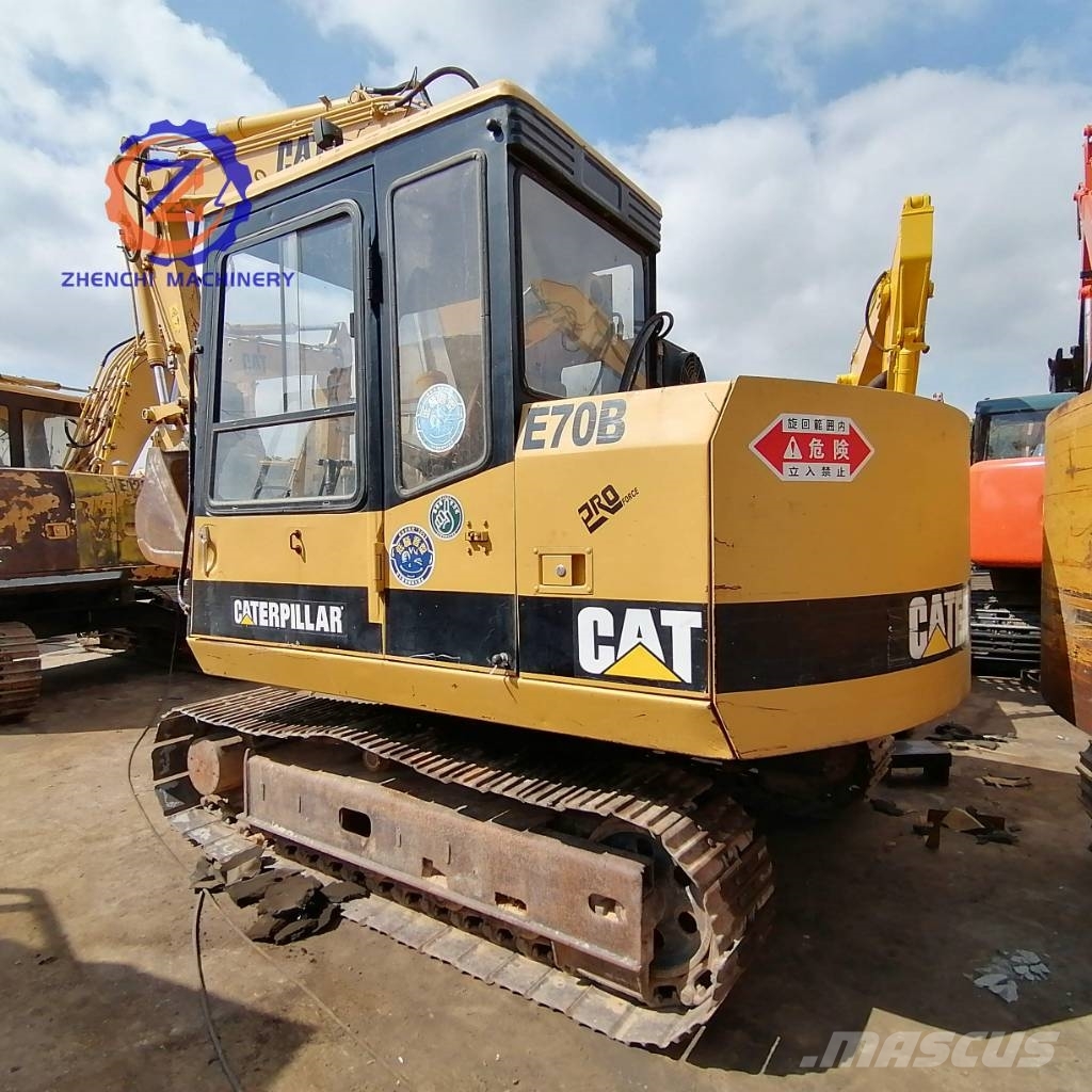 CAT E 70 B/cheap /durable/Great condition 小型挖土機/掘鑿機<7t(小型挖掘機)