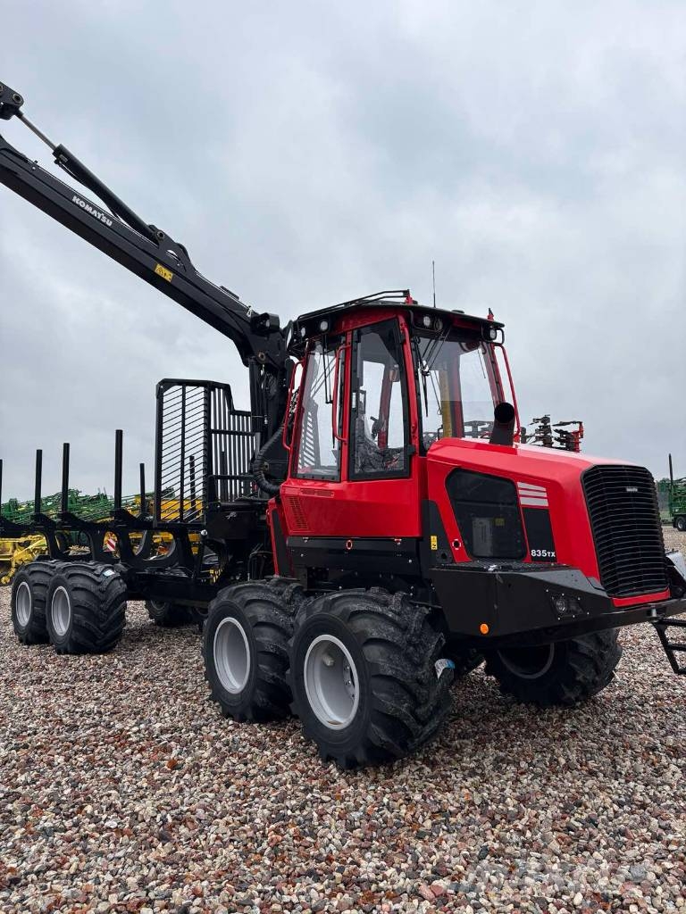 Komatsu 835TX Forwarders
