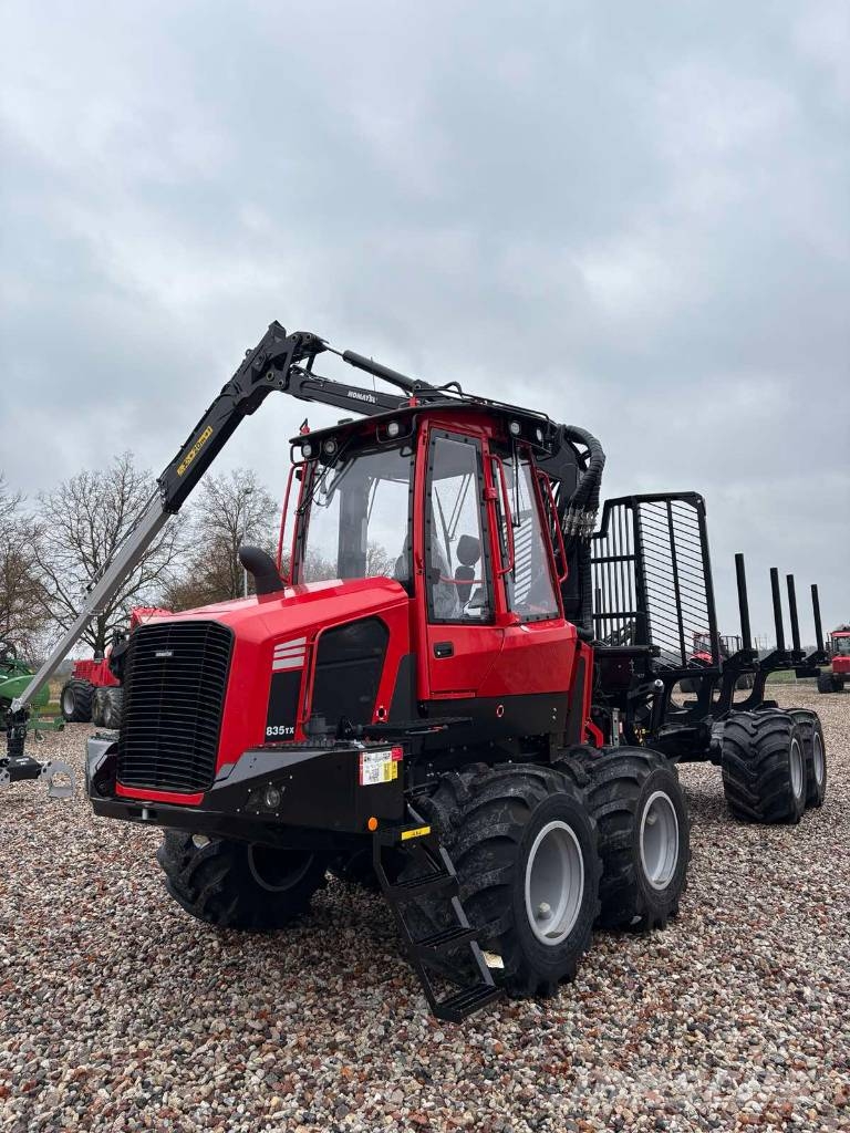 Komatsu 835TX Forwarders