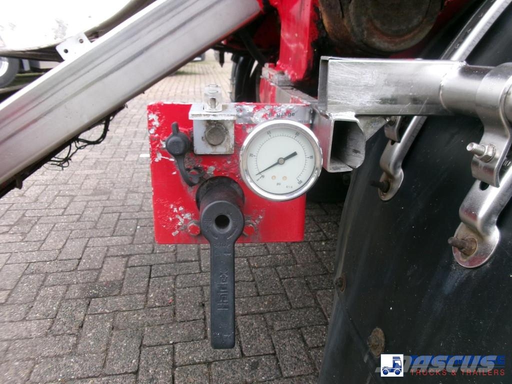 Feldbinder Powder tank alu 41 m3 (tipping) Напівпричепи-автоцистерни