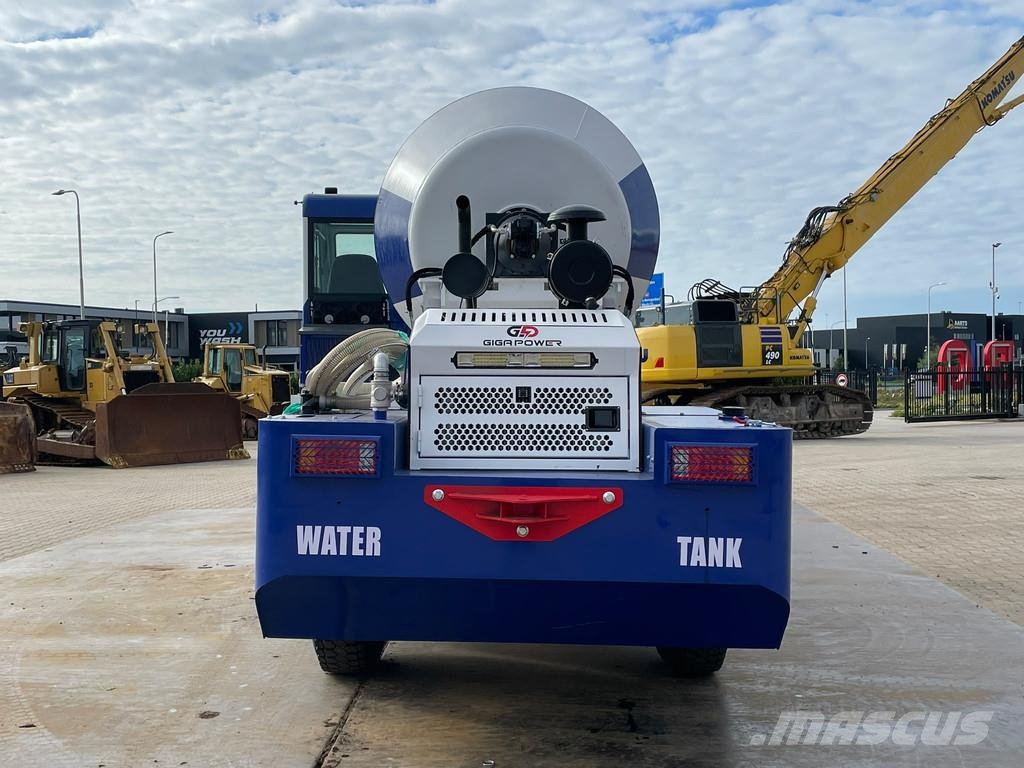 Giga Power GW5500 Self Loading Concrete Mixer ミキサー車