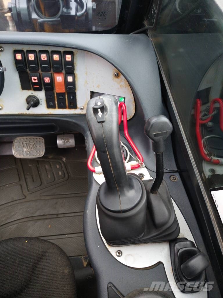 JCB 520-40 (143) Teleskooplaadurid