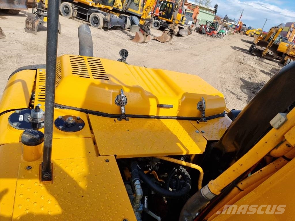 JCB JS 130 LC Paletli ekskavatörler