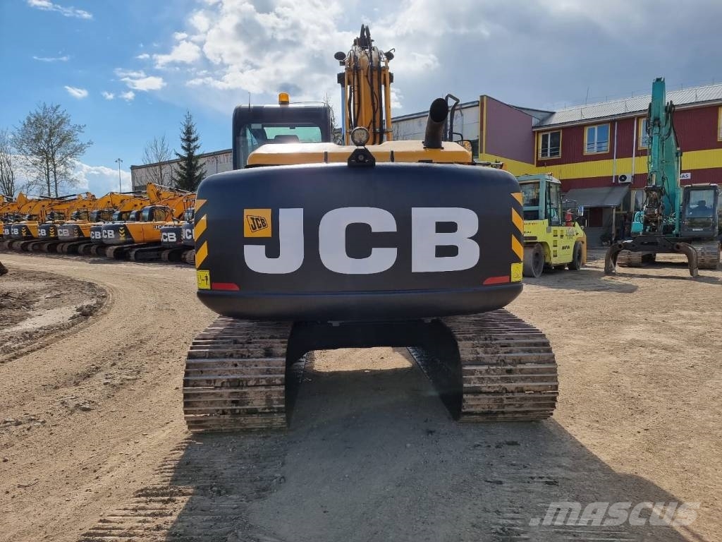 JCB JS 130 LC Paletli ekskavatörler