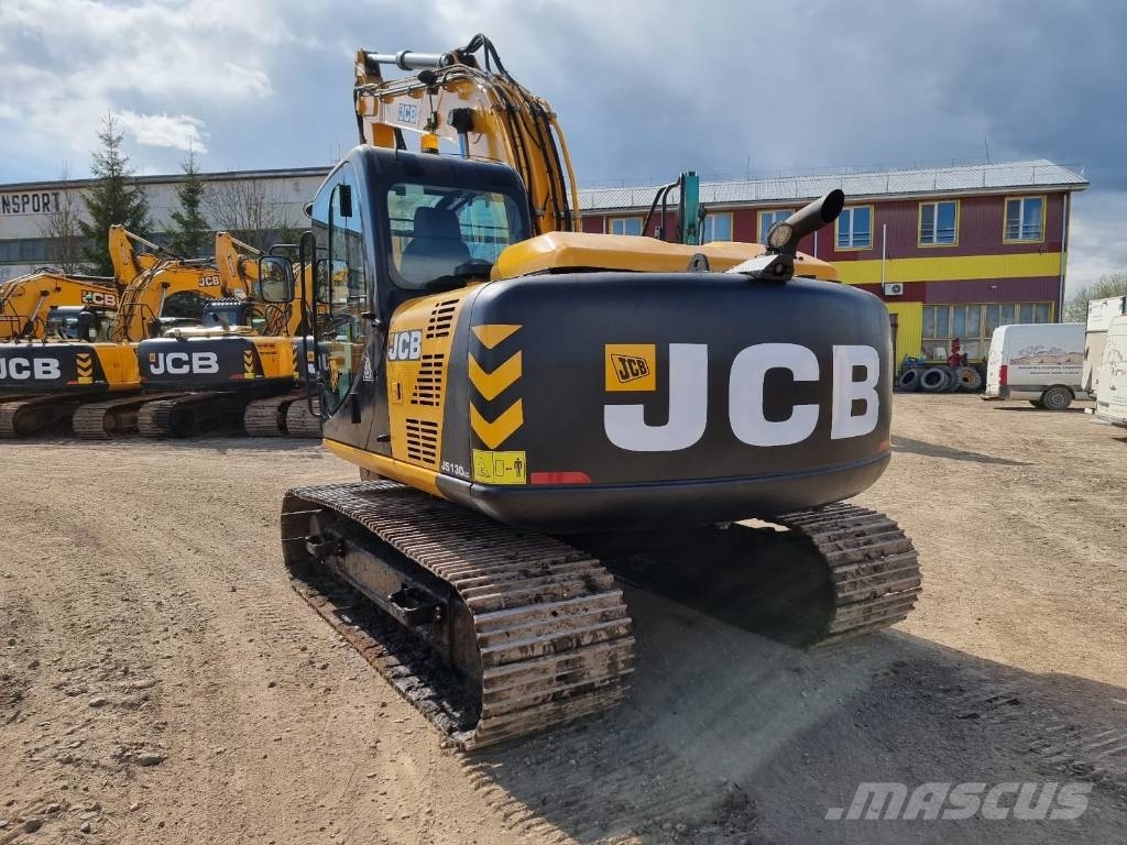 JCB JS 130 LC Paletli ekskavatörler
