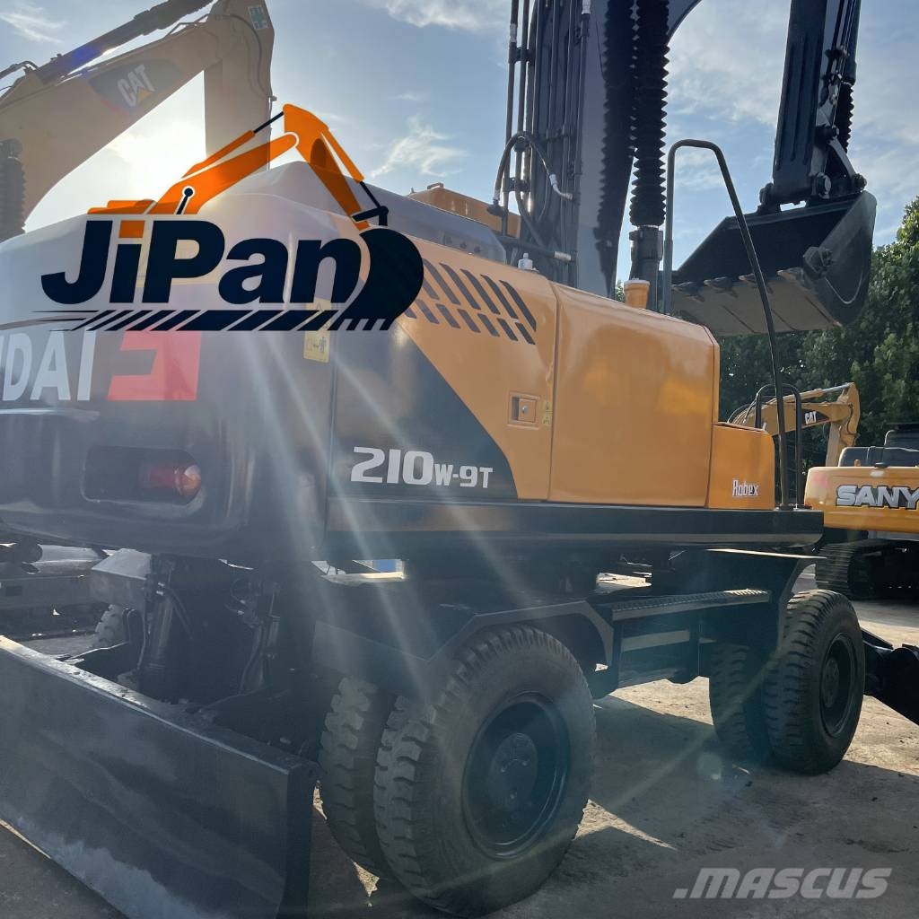Hydundai 210W-9 Bagri na kolesih