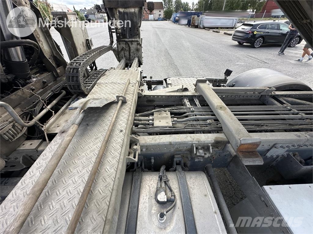 Scania P320B4X2NB Waste trucks