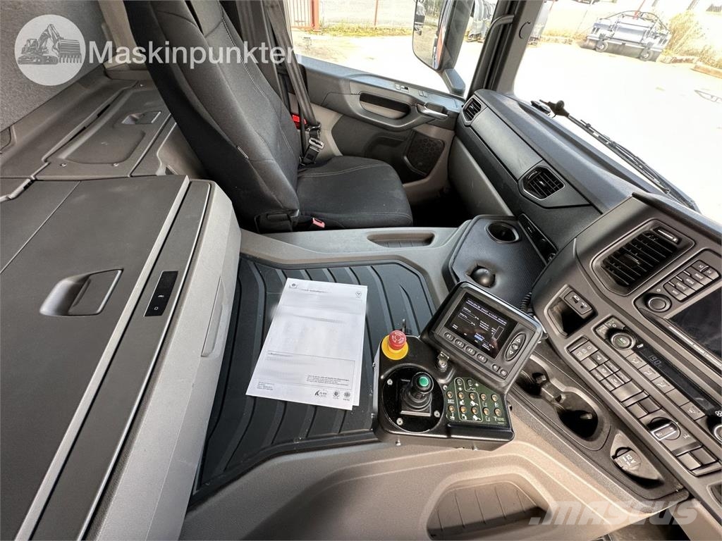 Scania P320B4X2NB Waste trucks