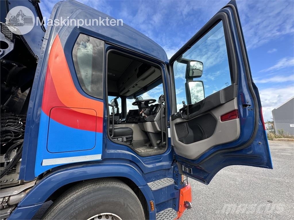 Scania P320B4X2NB Waste trucks