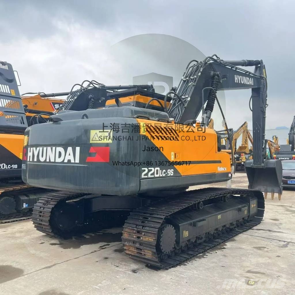 Hyundai Robex 220 LC-9 S 履带挖掘机