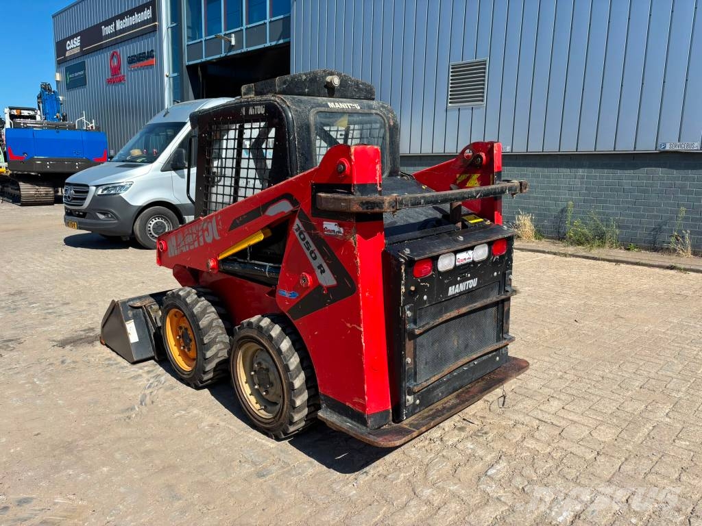 Manitou 1050 R Kompaktlaadurid