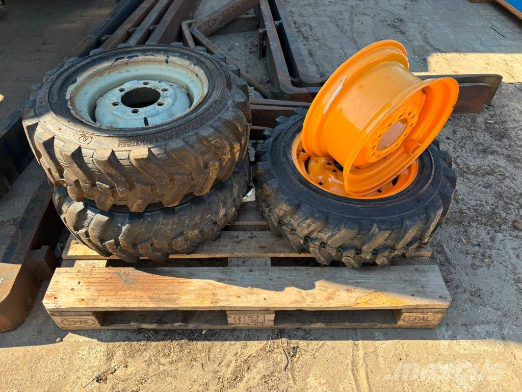 Manitou 1050 R Kompaktlaadurid