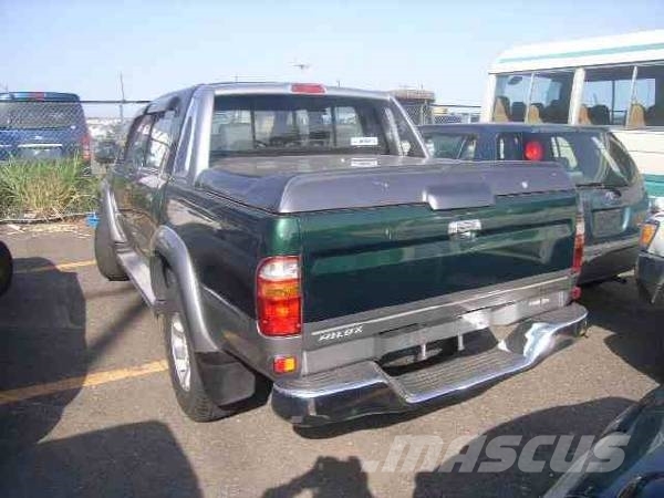 TOYOTA HILUX DOUBLE CABIN Carros