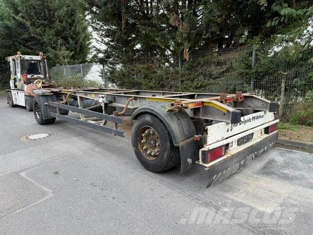 Schmitz Cargobull / BDF Wechselbrücken / 2 x Achsen SAF Причепи для перевезення контейнерів