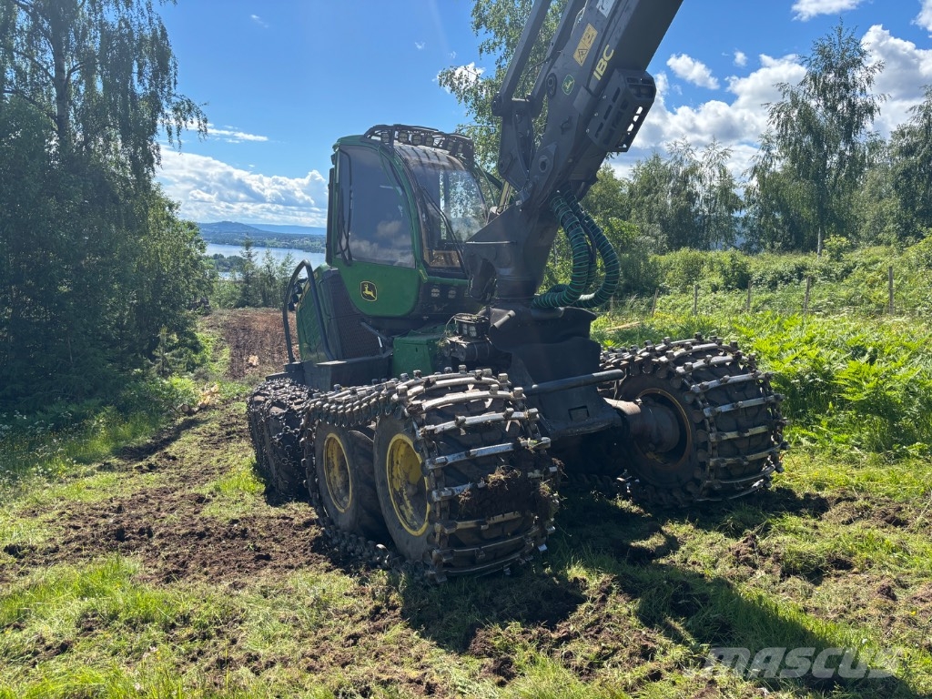 John Deere 1270G Harvesterid