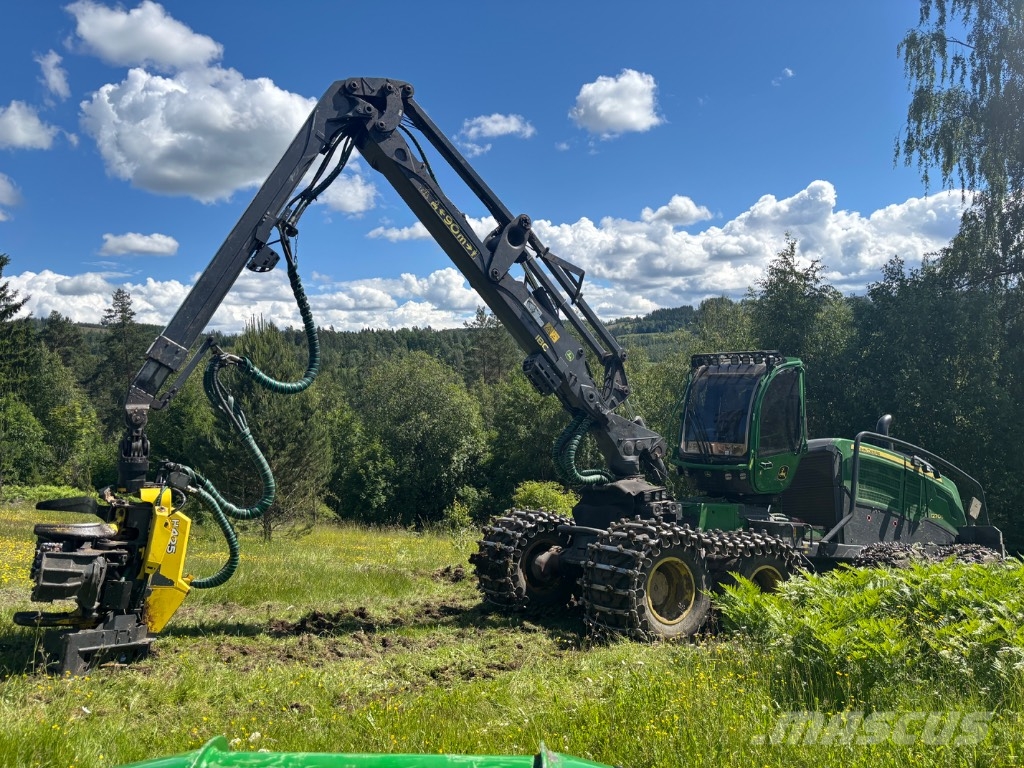 John Deere 1270G Harvesterid