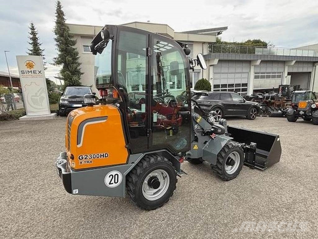 GiANT G2300 X-TRA HD Utovarivači na točkove