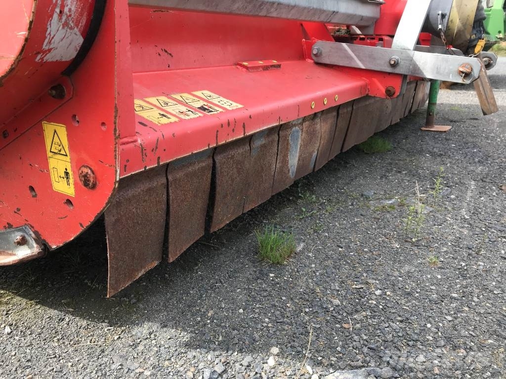 Kuhn RM 320 Krossar