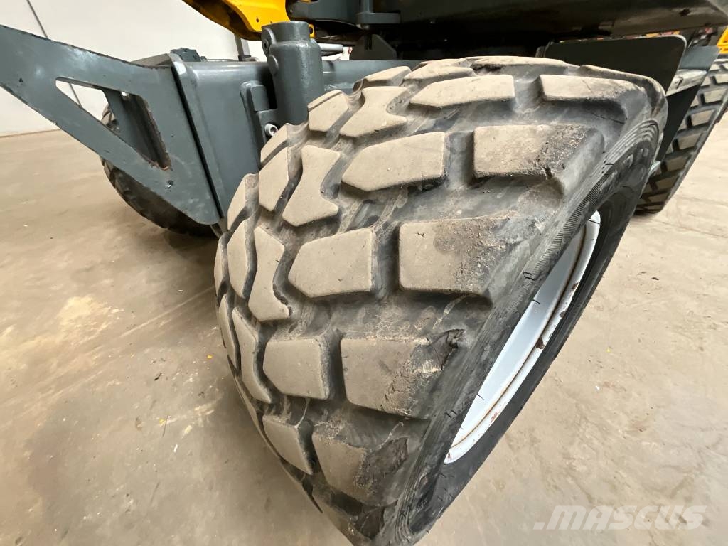 Neuson EW 65 powertilt Wheeled excavators
