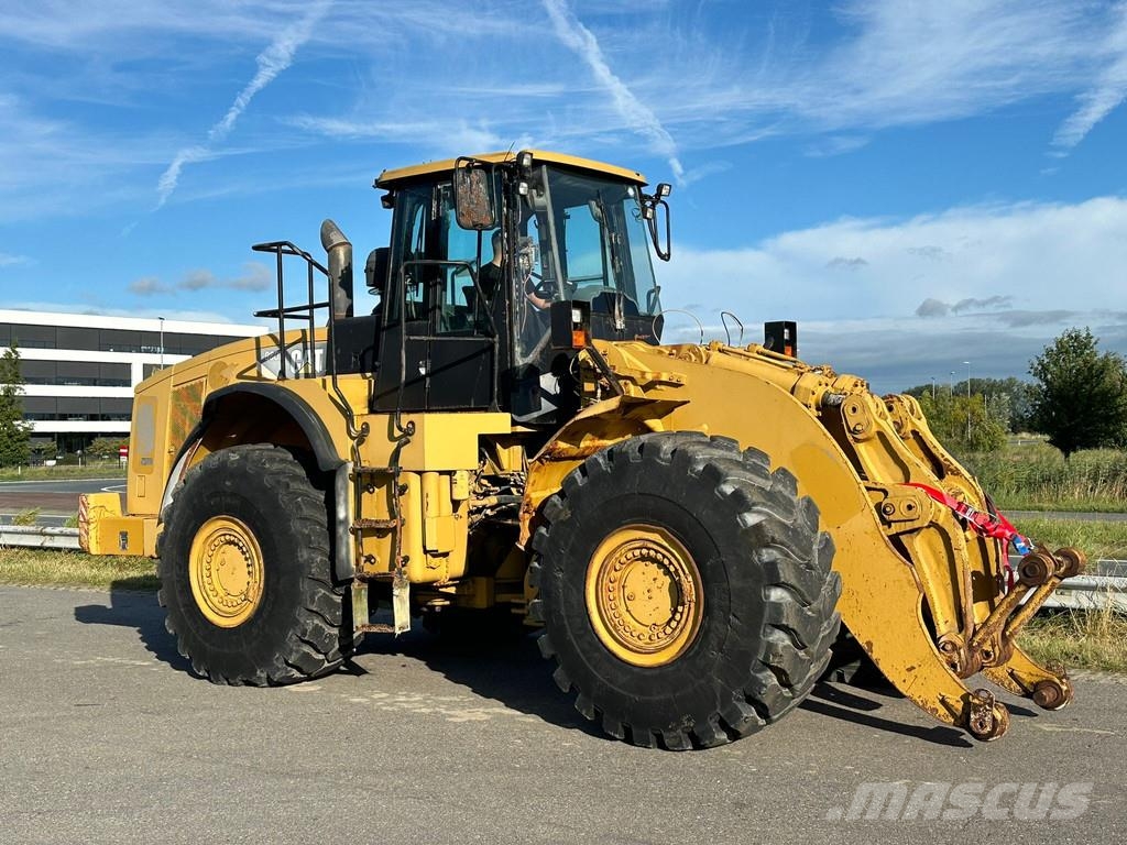 CAT 980H لوادر بعجل