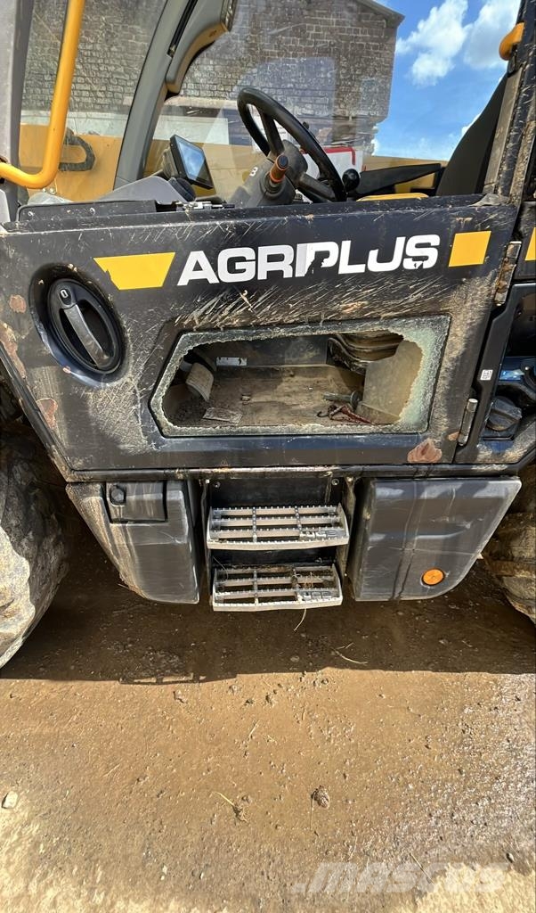 JCB 542.7 AGRI PLUS Manipulatoare agricole