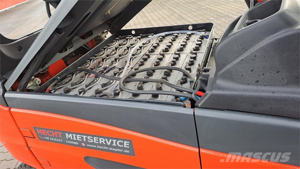 Linde E35HL 电动叉车