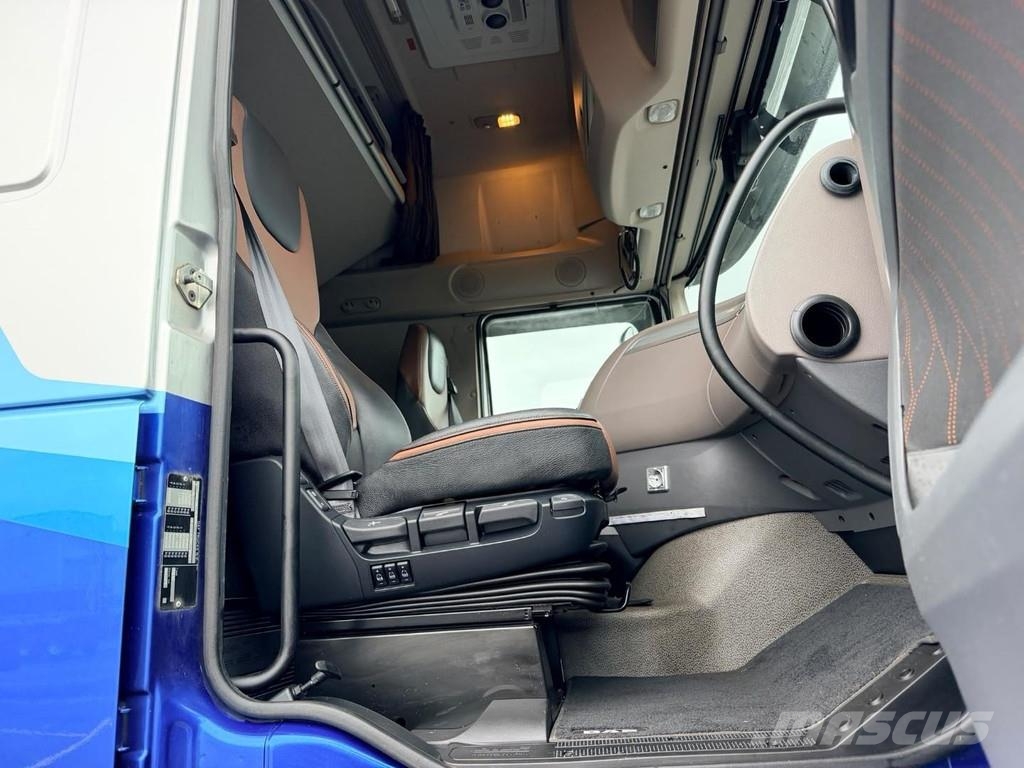 DAF XF 480 FT automaat, hydrauliek, 9T front axle, Sta Sattelzugmaschinen