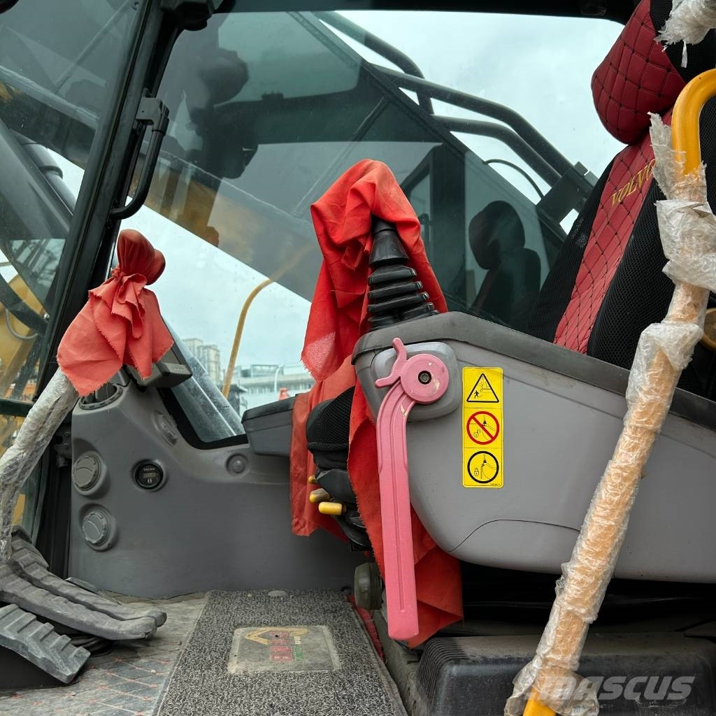 Volvo 480D Paletli ekskavatörler
