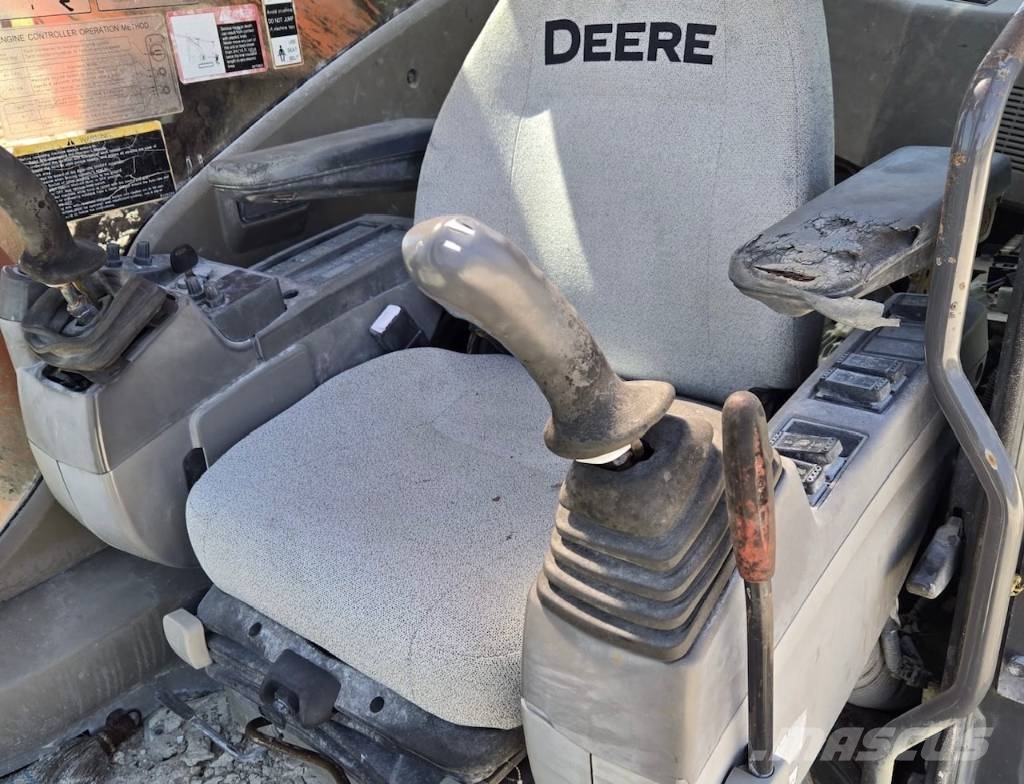 チータページ Genuine Excavator Spare Parts 4658695 Hitachi- Fuel Filter