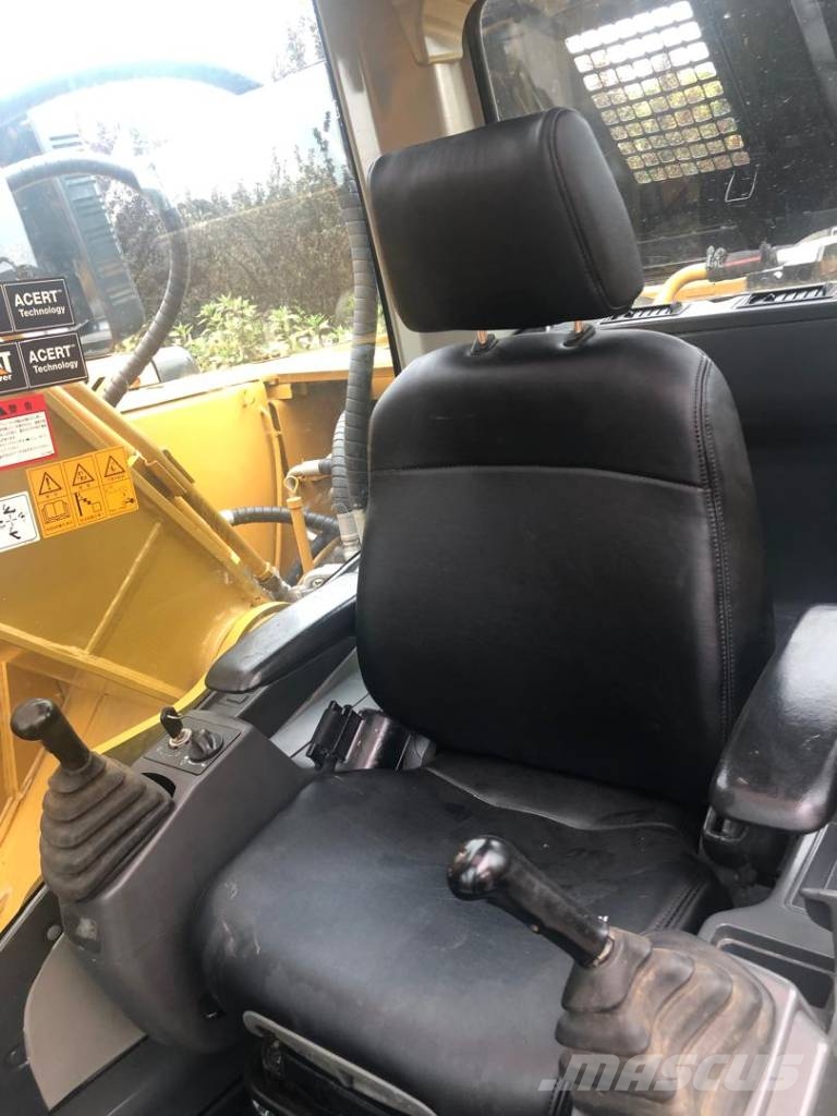 CAT 320 D L Bagri goseničarji