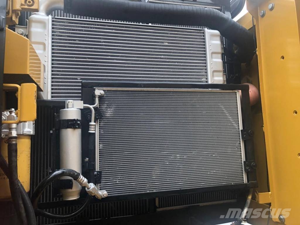 CAT 320 D L Bagri goseničarji