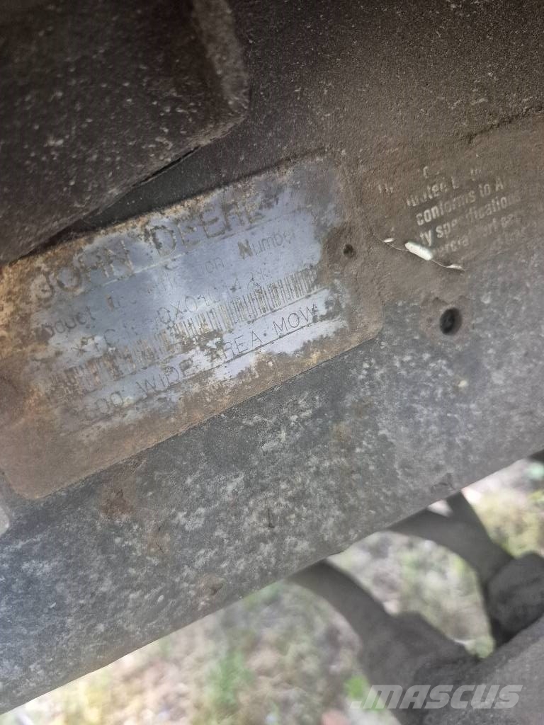 John Deere 1600 ركوب الحشائش
