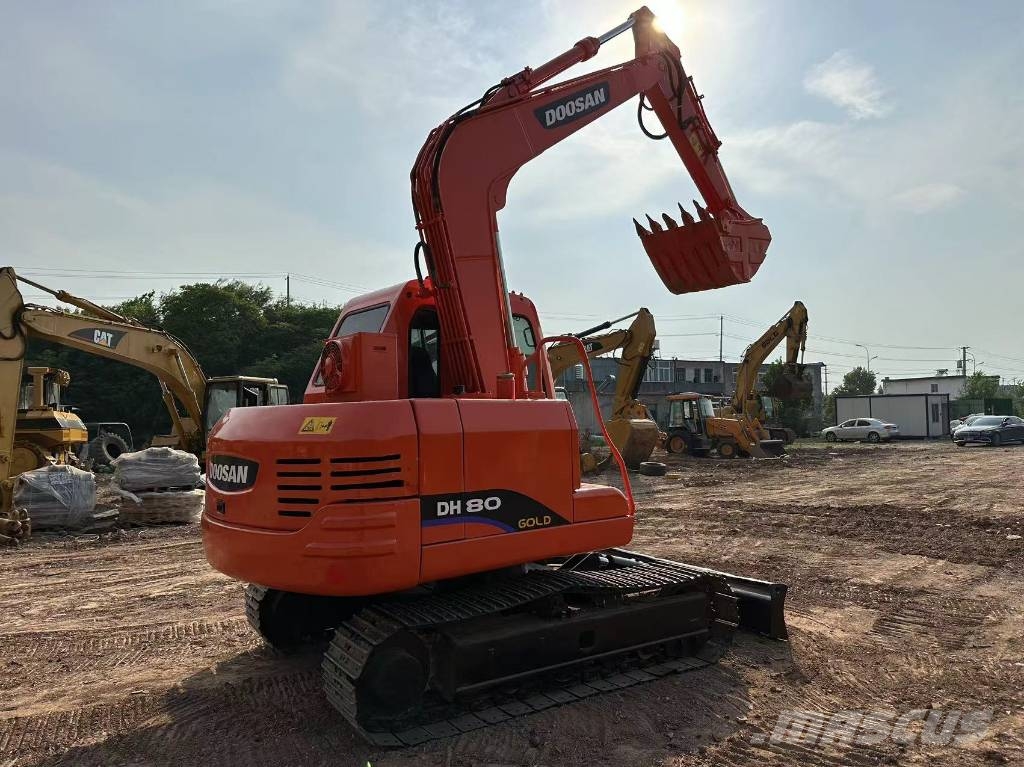 Doosan DH 80 Малые экскаваторы 7т-12т