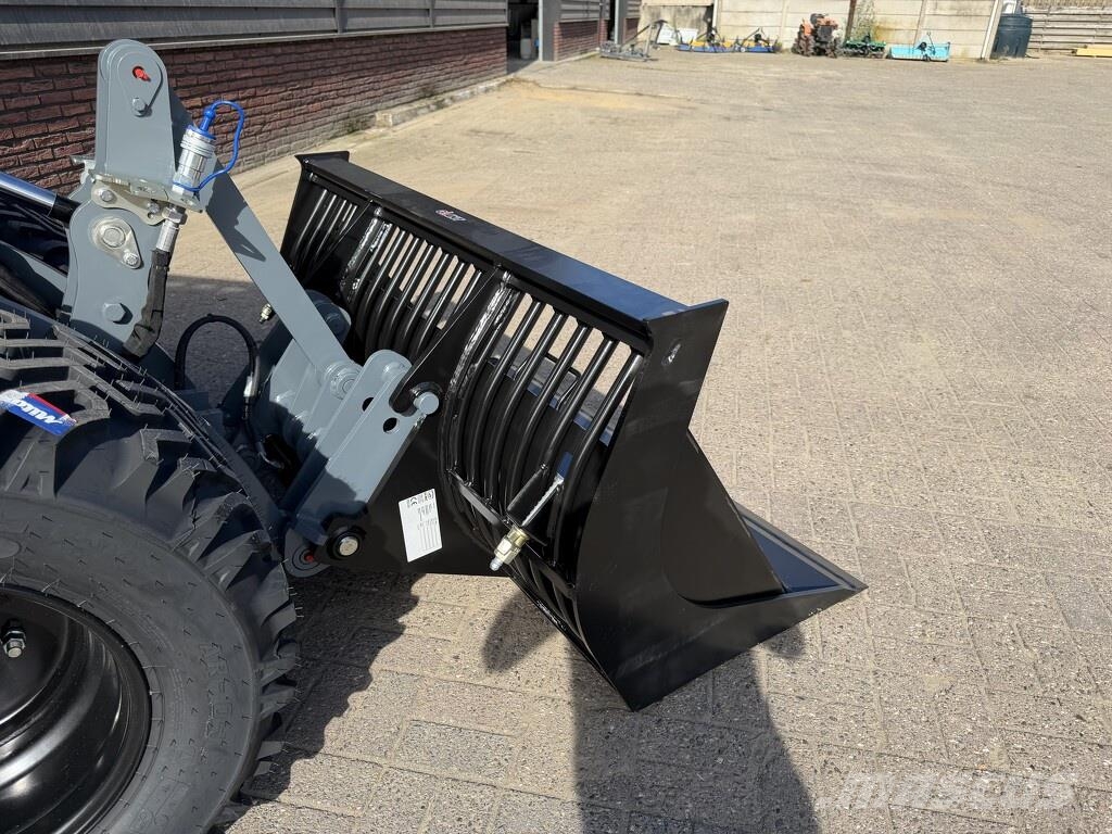 GiANT G2700 X-TRA HD + minishovel NIEUW zeer compleet! € Rataslaadurid
