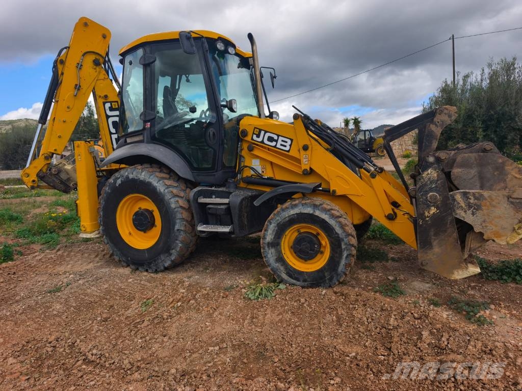 JCB 3 CX SM 4 T Kazıcı yükleyiciler - beko loder