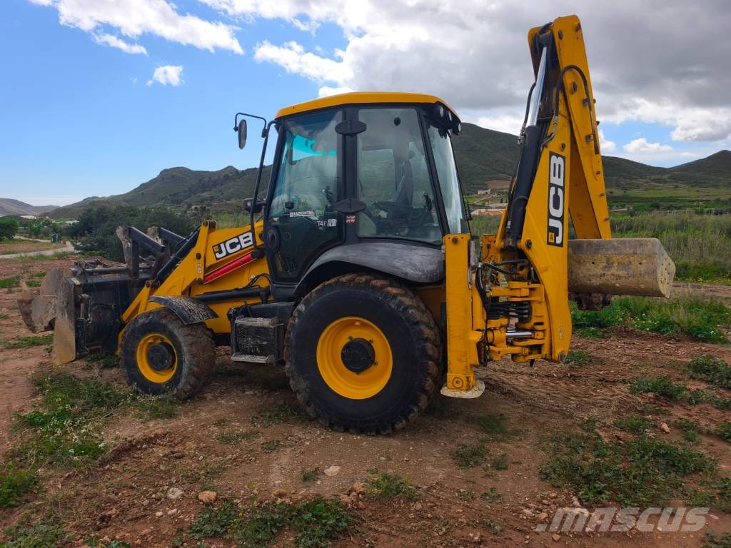JCB 3 CX SM 4 T Kazıcı yükleyiciler - beko loder