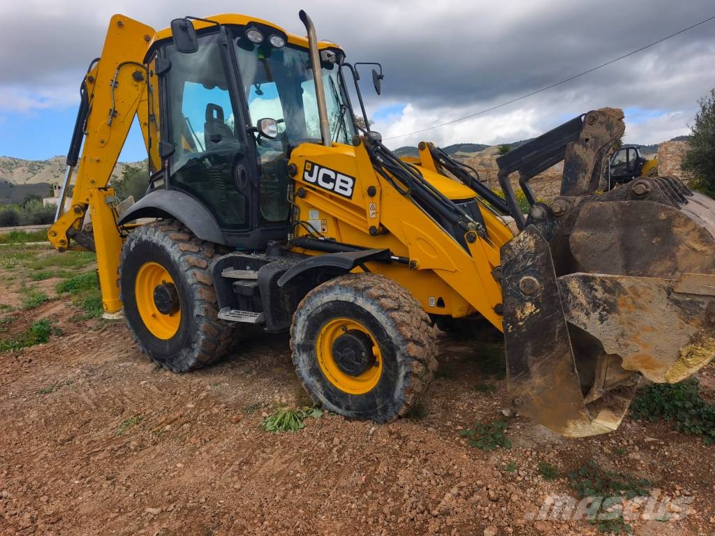 JCB 3 CX SM 4 T Kazıcı yükleyiciler - beko loder