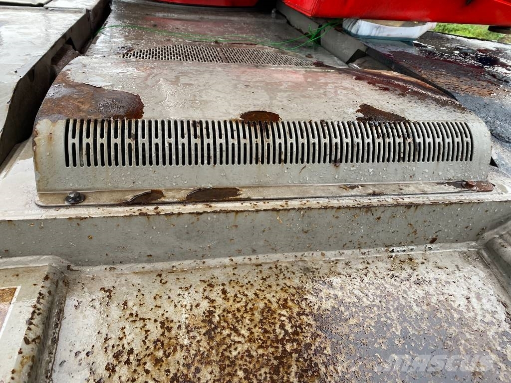 Manitou MRT 2550 Plus Privilège ST4-S2 1er Main endommagé Teleskoplader