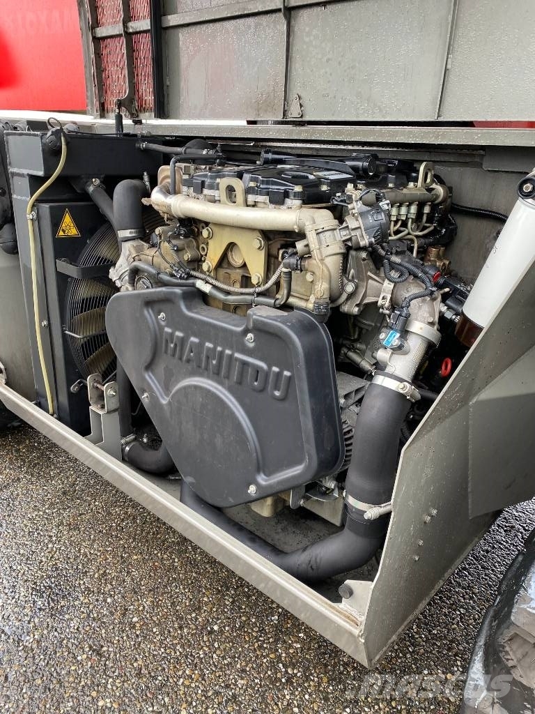 Manitou MRT 2550 Plus Privilège ST4-S2 1er Main endommagé Teleskoplader