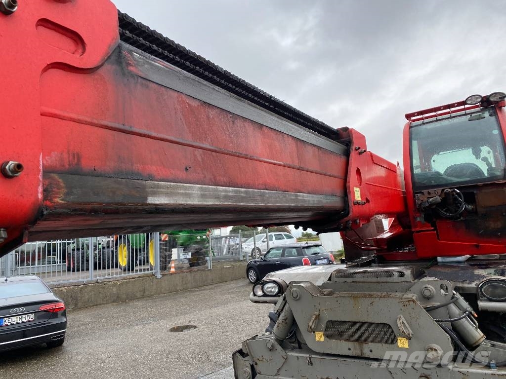 Manitou MRT 2550 Plus Privilège ST4-S2 1er Main endommagé Teleskoplader