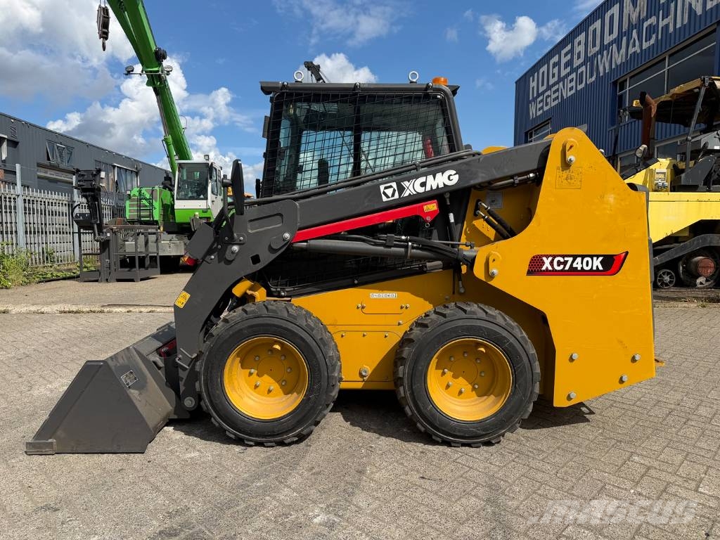XCMG XC 740 K ( UNUSED NEW ) لوادر انزلاقية التوجيه